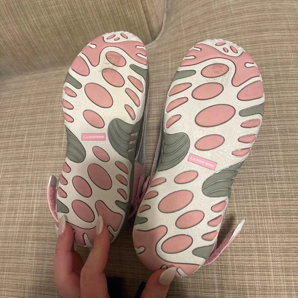 Lands' End Girls Pink Hydro Quest Sport Sandals Size 5 NEW WITH BOX
